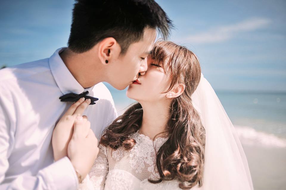 Mê tít với 100 hình ảnh hôn nhau dễ thương nhất thế giới - Toán Thầy Định