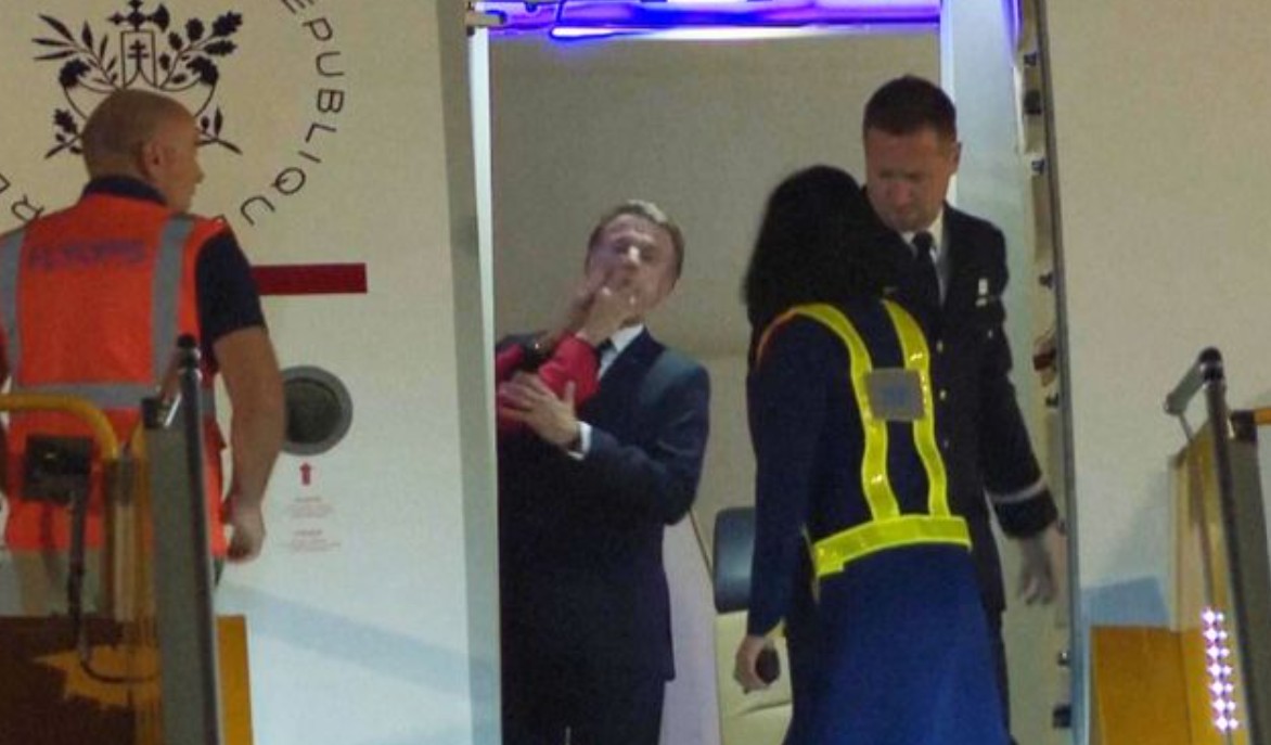 Viral Video of Macron and Wife